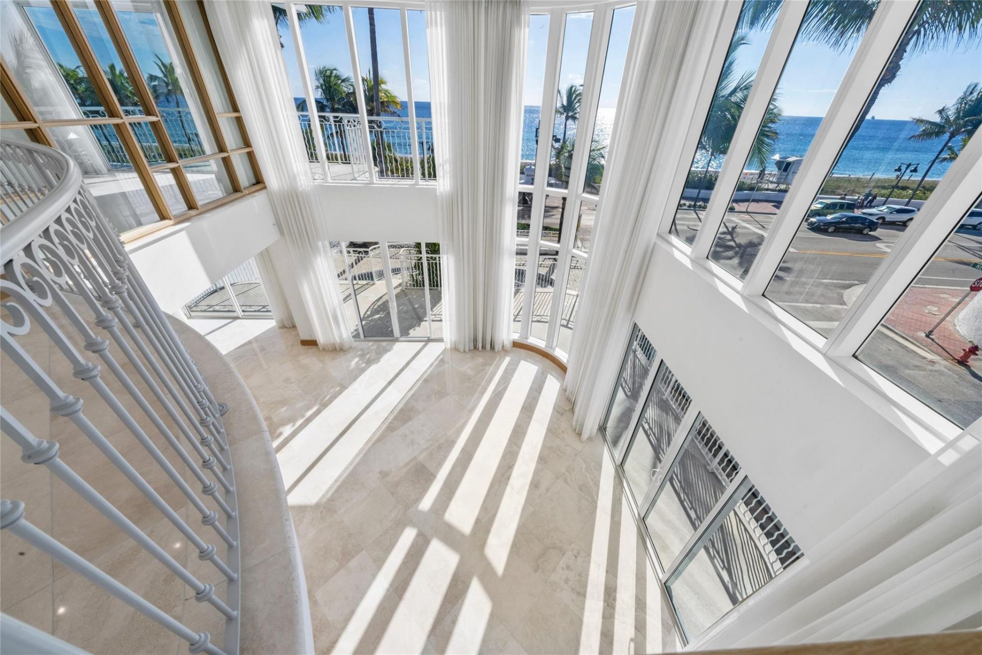 1525 N Fort Lauderdale Beach Blvd, Fort Lauderdale, FL 33304 Photo