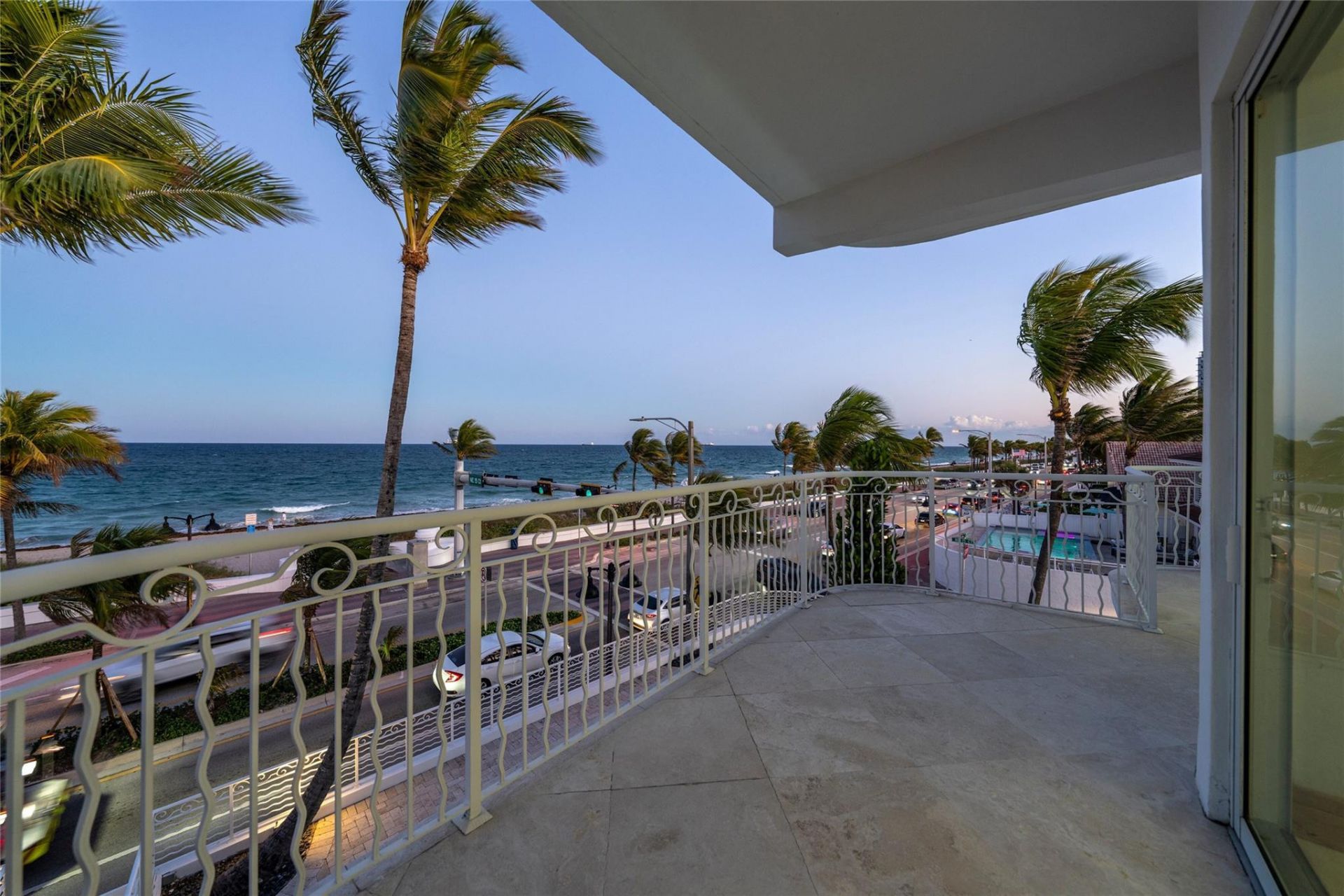 1525 N Fort Lauderdale Beach Blvd, Fort Lauderdale, FL 33304 Photo