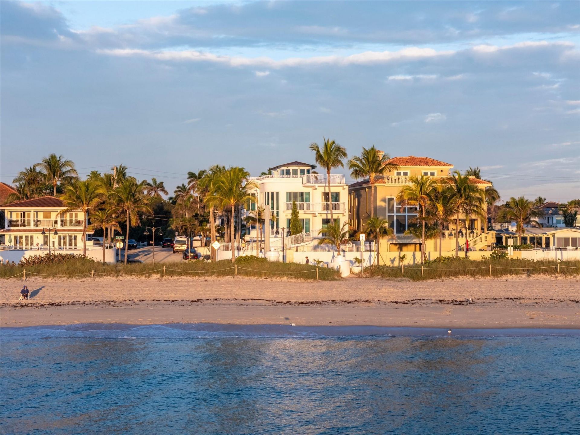 1525 N Fort Lauderdale Beach Blvd, Fort Lauderdale, FL 33304 Photo