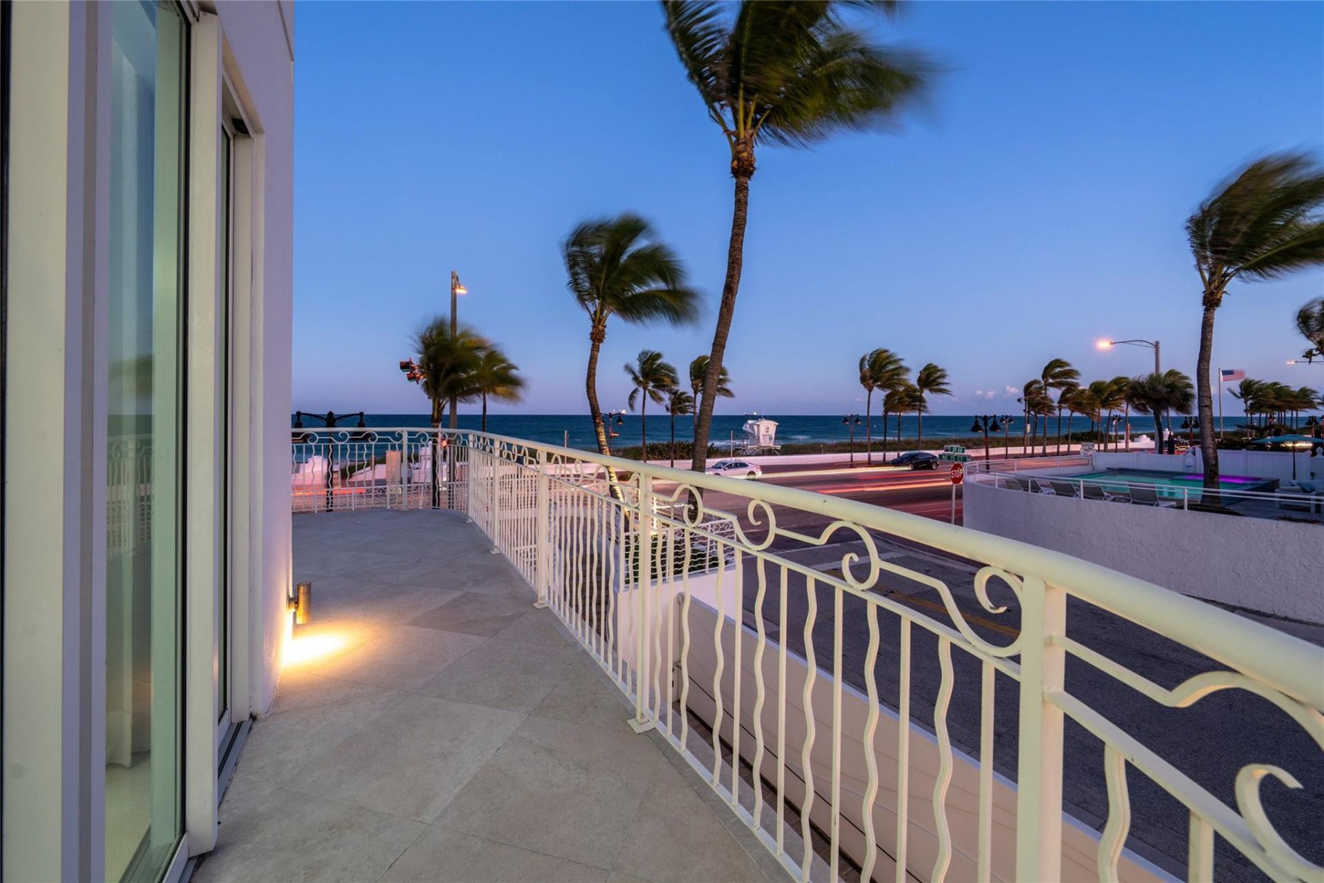 1525 N Fort Lauderdale Beach Blvd, Fort Lauderdale, FL 33304 Photo