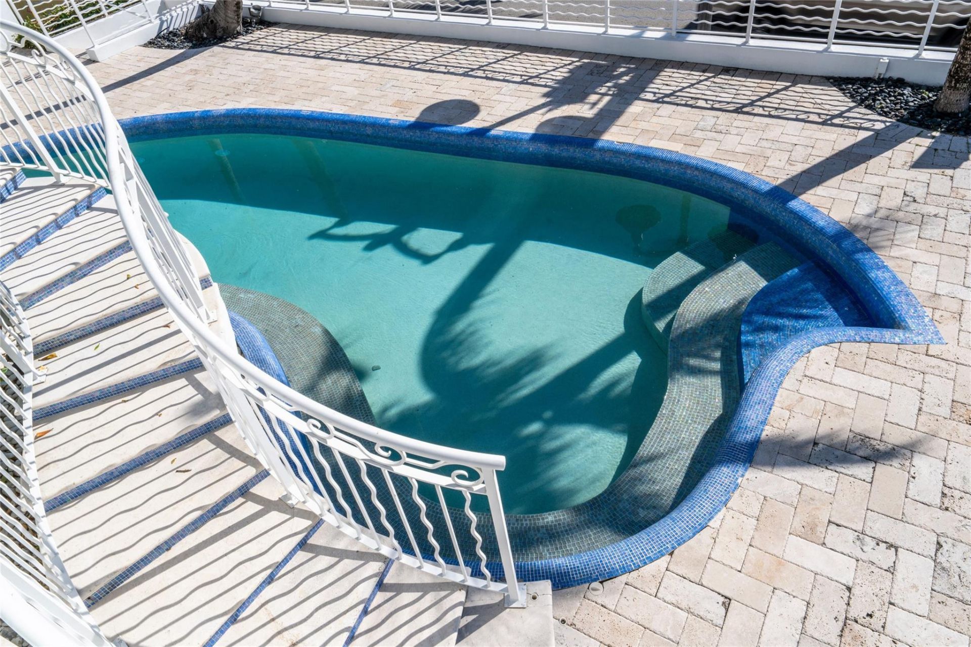 1525 N Fort Lauderdale Beach Blvd, Fort Lauderdale, FL 33304 Photo