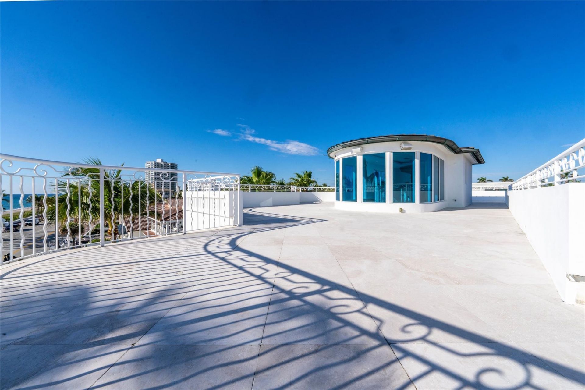 1525 N Fort Lauderdale Beach Blvd, Fort Lauderdale, FL 33304 Photo