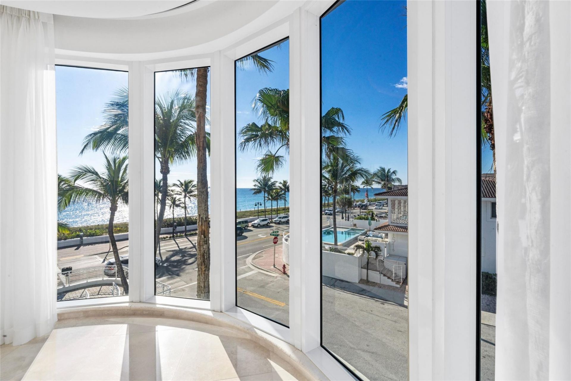 1525 N Fort Lauderdale Beach Blvd, Fort Lauderdale, FL 33304 Photo