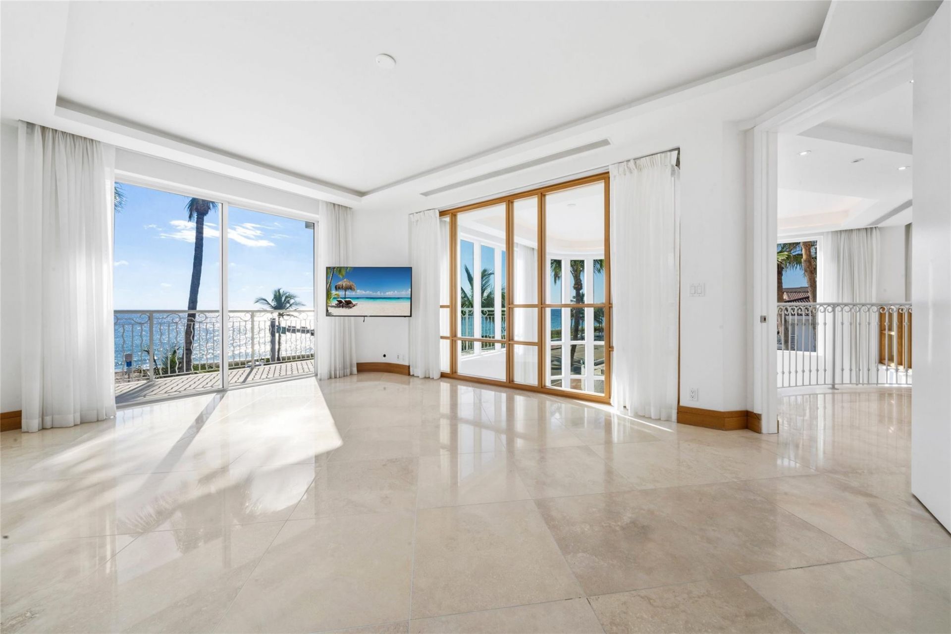 1525 N Fort Lauderdale Beach Blvd, Fort Lauderdale, FL 33304 Photo