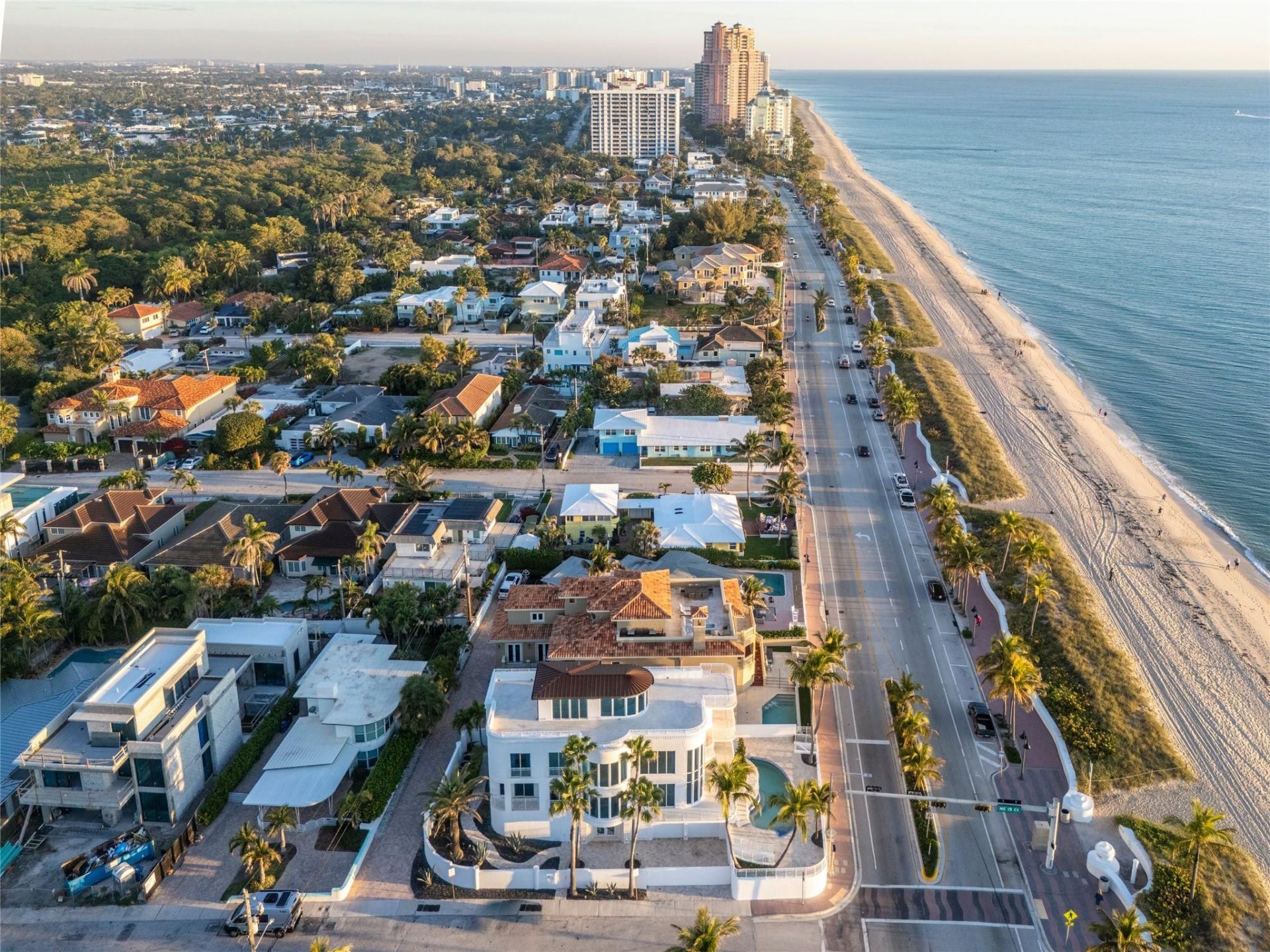 1525 N Fort Lauderdale Beach Blvd, Fort Lauderdale, FL 33304 Photo