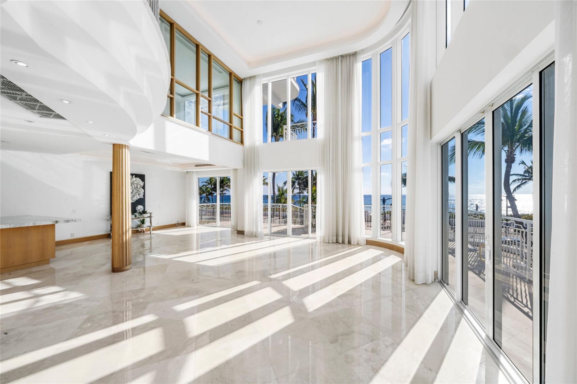 1525 N Fort Lauderdale Beach Blvd, Fort Lauderdale, FL 33304 Photo