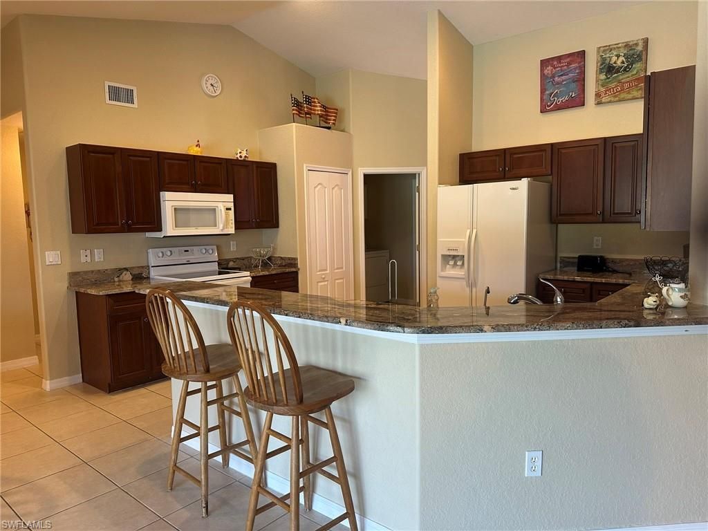 1722 NW 24th Pl, Cape Coral, FL 33993 Photo