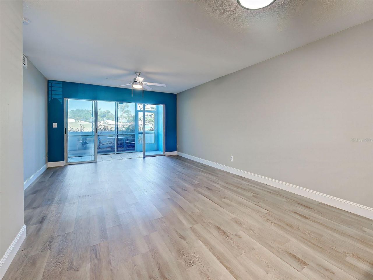 429 Cerromar Lane, Unit 352, Venice, FL 34293 Photo