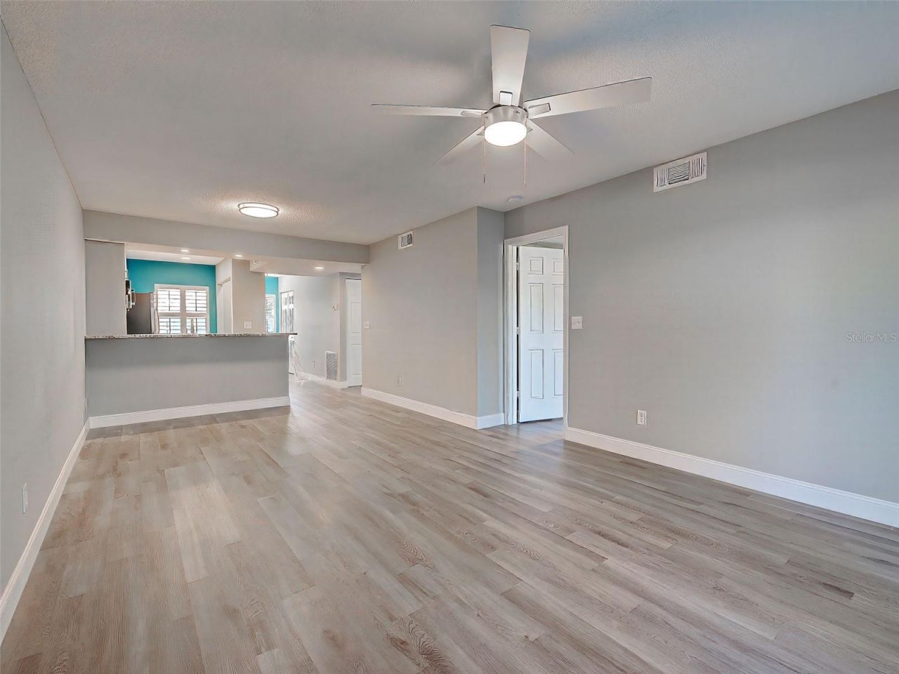 429 Cerromar Lane, Unit 352, Venice, FL 34293 Photo