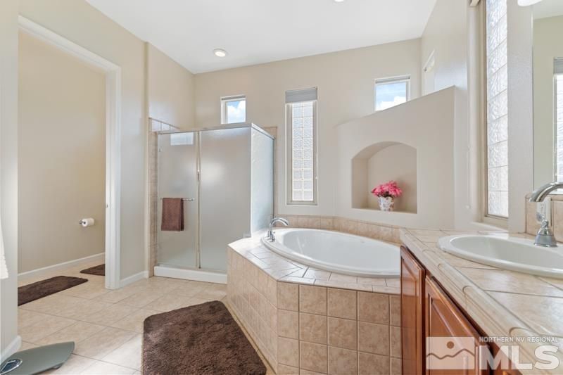 9900 Wilbur May Parkway, Unit 2704, Reno, NV 89521 Photo