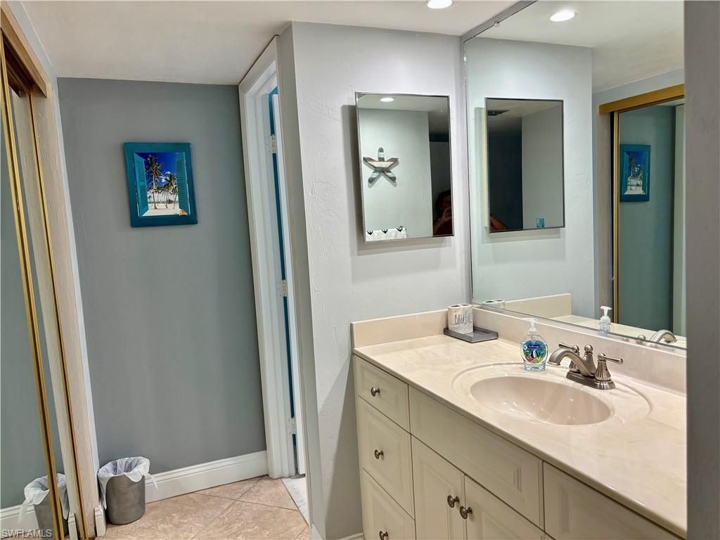 25808 Cockleshell Dr, Unit 315, Bonita Springs, FL 34135 Photo