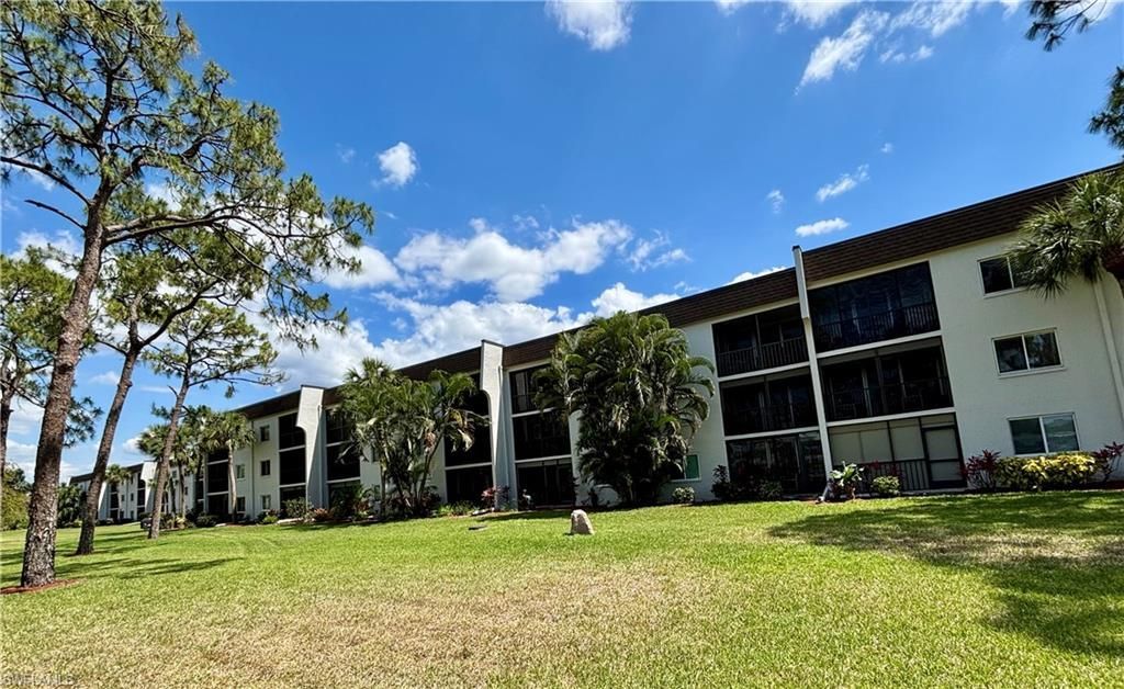 25808 Cockleshell Dr, Unit 315, Bonita Springs, FL 34135 Photo