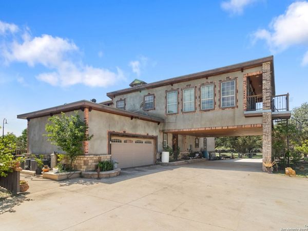 19590 LEAL RD, San Antonio, TX 78221