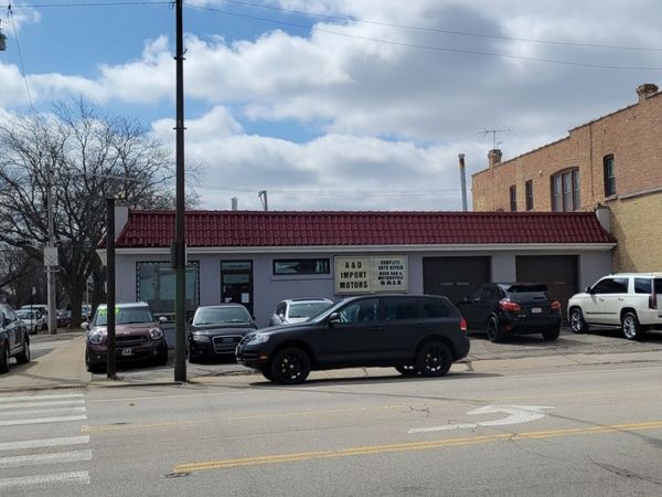 7539 W Irving Park Road, Chicago, IL 60634