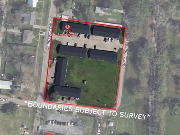 202 S Broadway Street, Bells, TX 75414