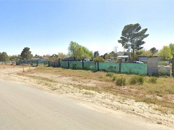 5341 60th Street W, Rosamond, CA 93560