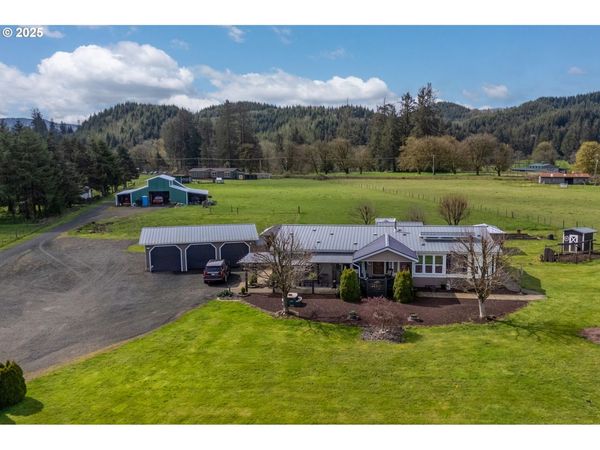 7400 S PRAIRIE RD, Tillamook, OR 97141