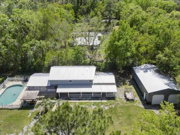 6387 Michigan Ave, Milton, FL 32583