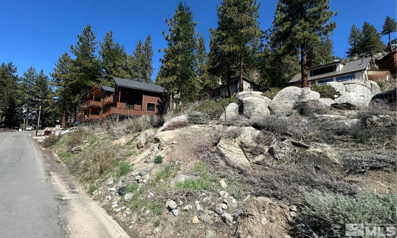 621 Lakeview Drive, Zephyr Cove, NV 89448 Photo