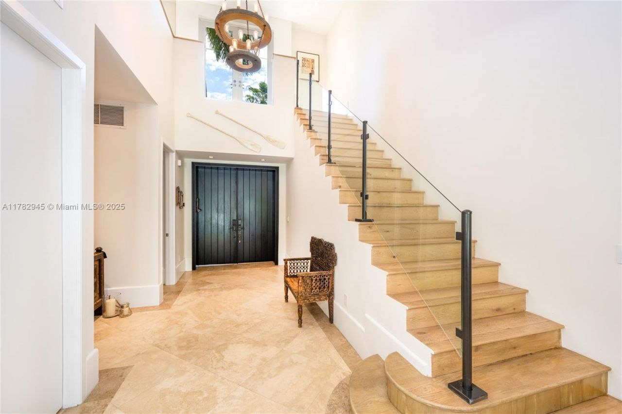 31 Island Dr, Key Biscayne, FL 33149 Photo