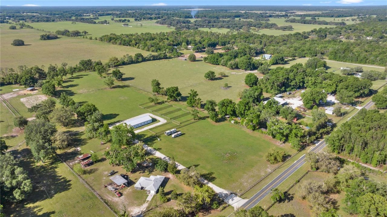 19340 SW 5th Place, Dunnellon, FL 34431 Photo