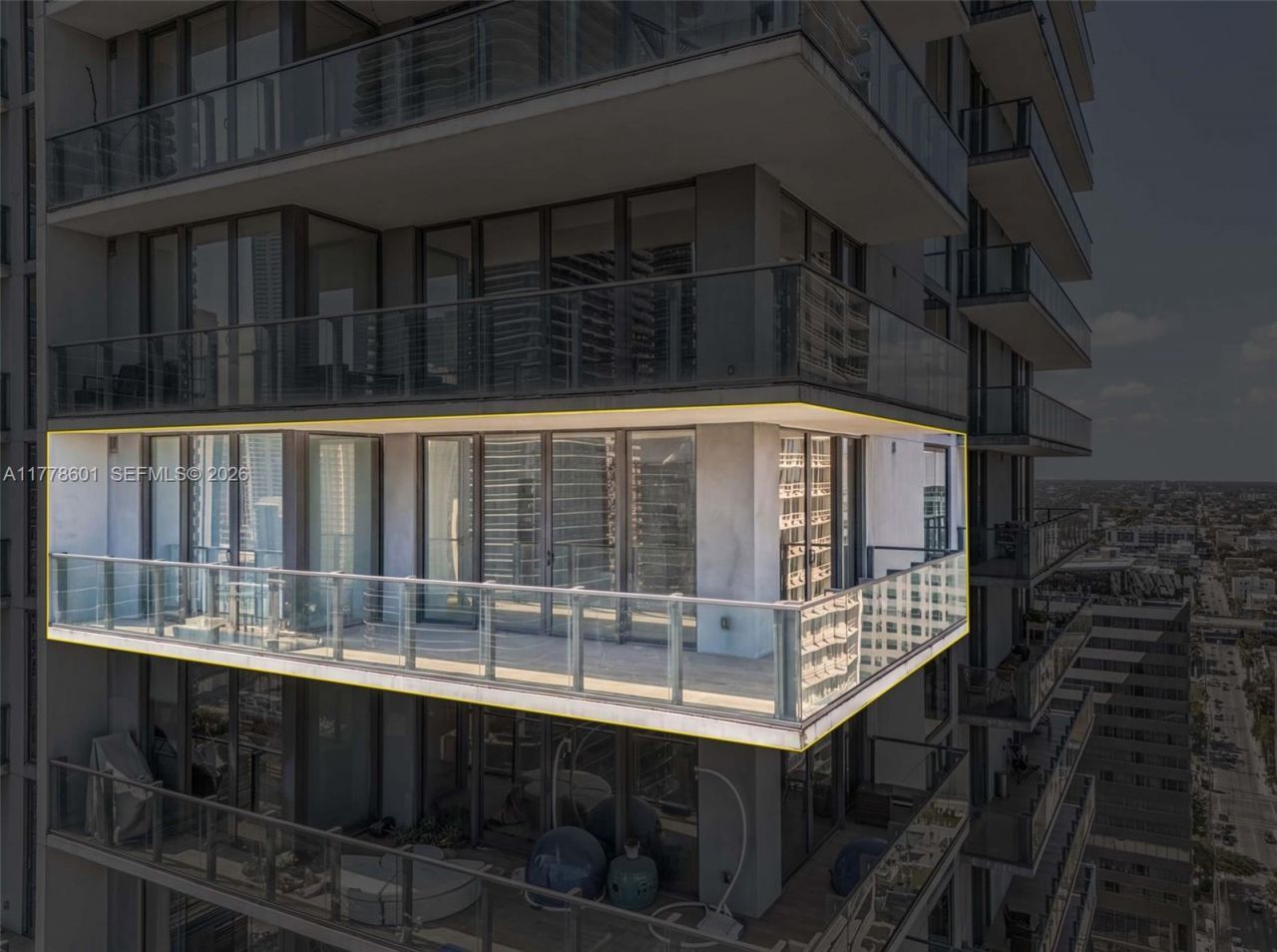 88 SW 7th Street, Unit 2411, Miami, FL 33130 Photo