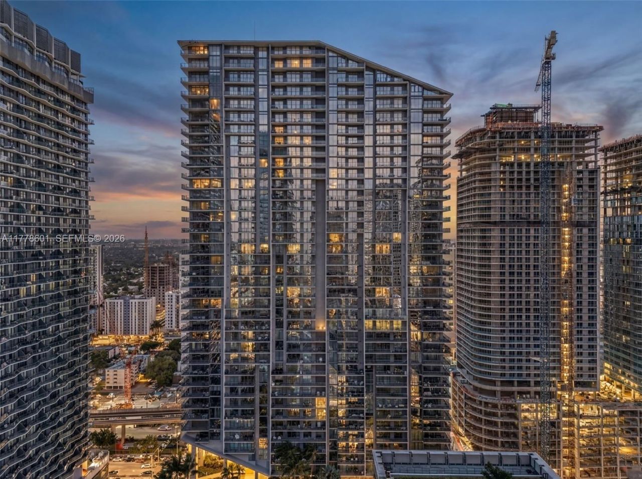 88 SW 7th Street, Unit 2411, Miami, FL 33130 Photo