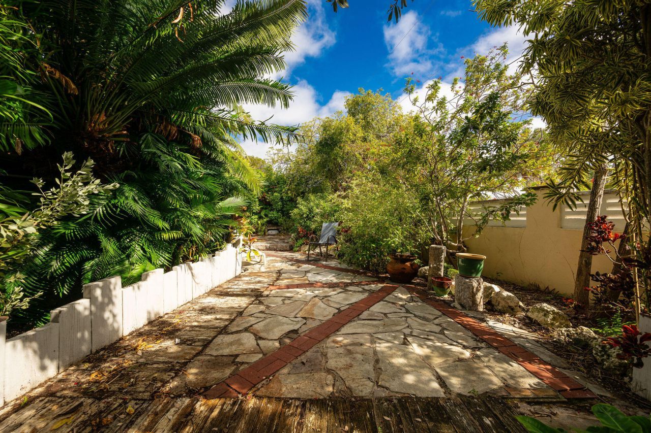 1703 South Street, Key West, FL 33040 Photo