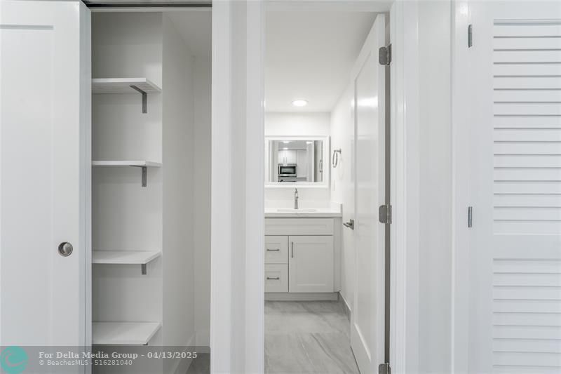 8900 Washington Boulevard, Unit 418, Pembroke Pines, FL 33025 Photo