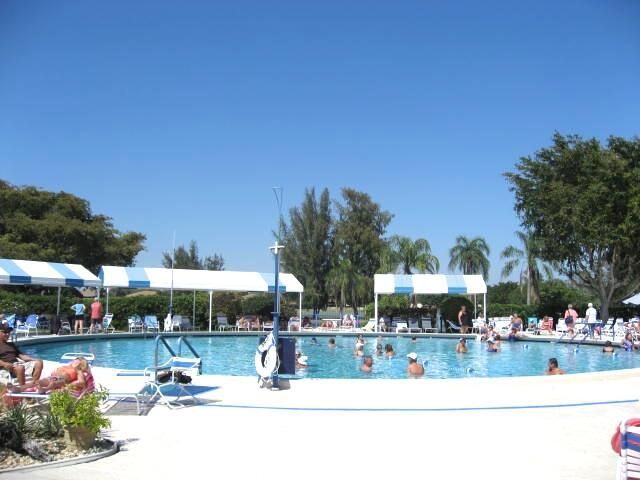 13817 Royal Palm Court, Unit B, Delray Beach, FL 33484 Photo