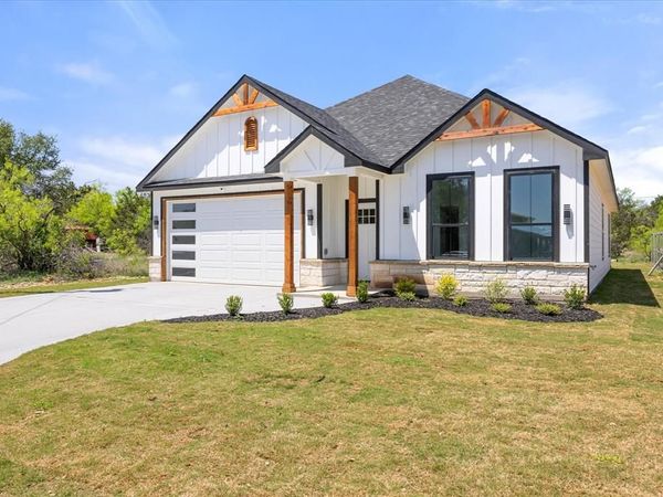 3005 Centaurus Way, Granbury, TX 76048