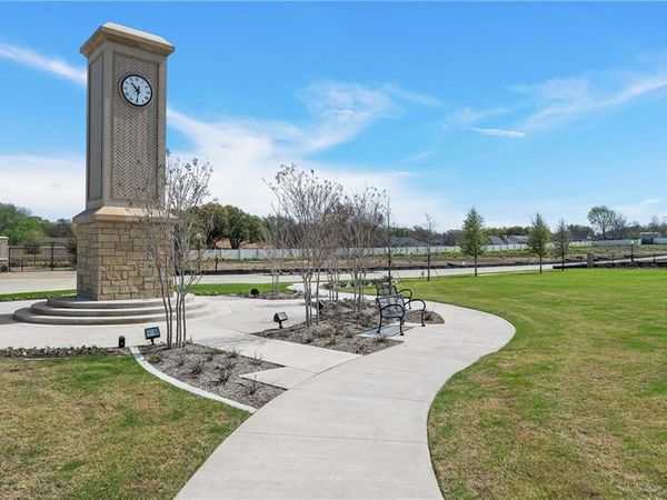 33 Pinehurst Drive, Woodway, TX 76712