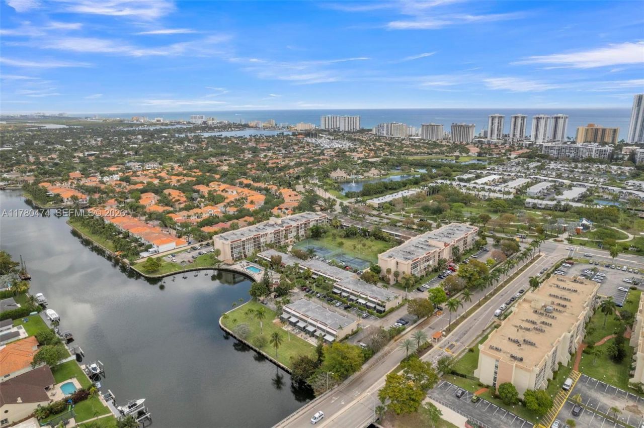 2101 Atlantic Shores Blvd, Unit 201, Hallandale Beach, FL 33009 Photo