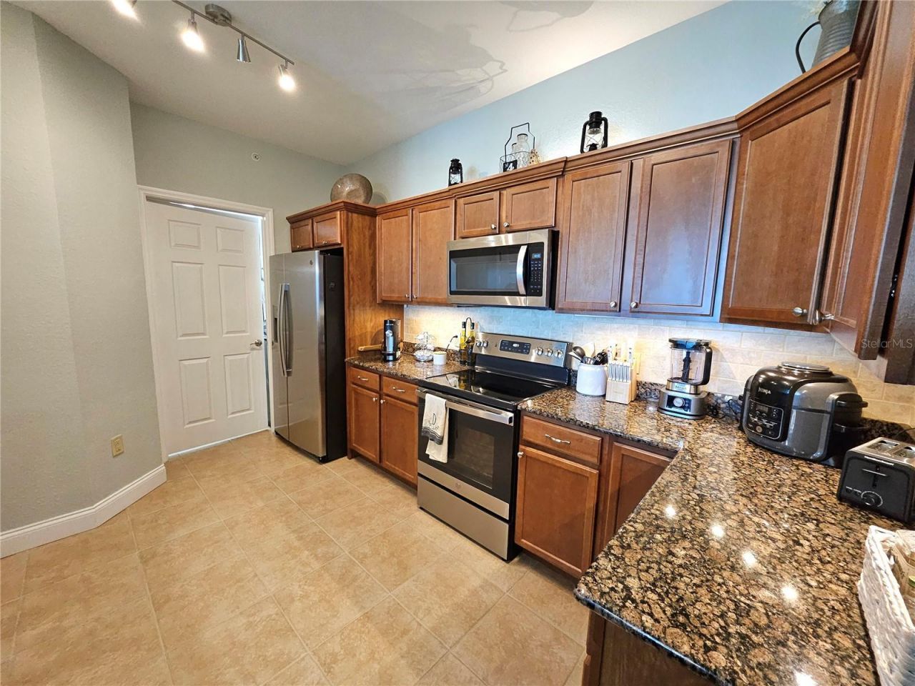 2801 S Ridgewood Avenue, Unit 512, South Daytona, FL 32119 Photo