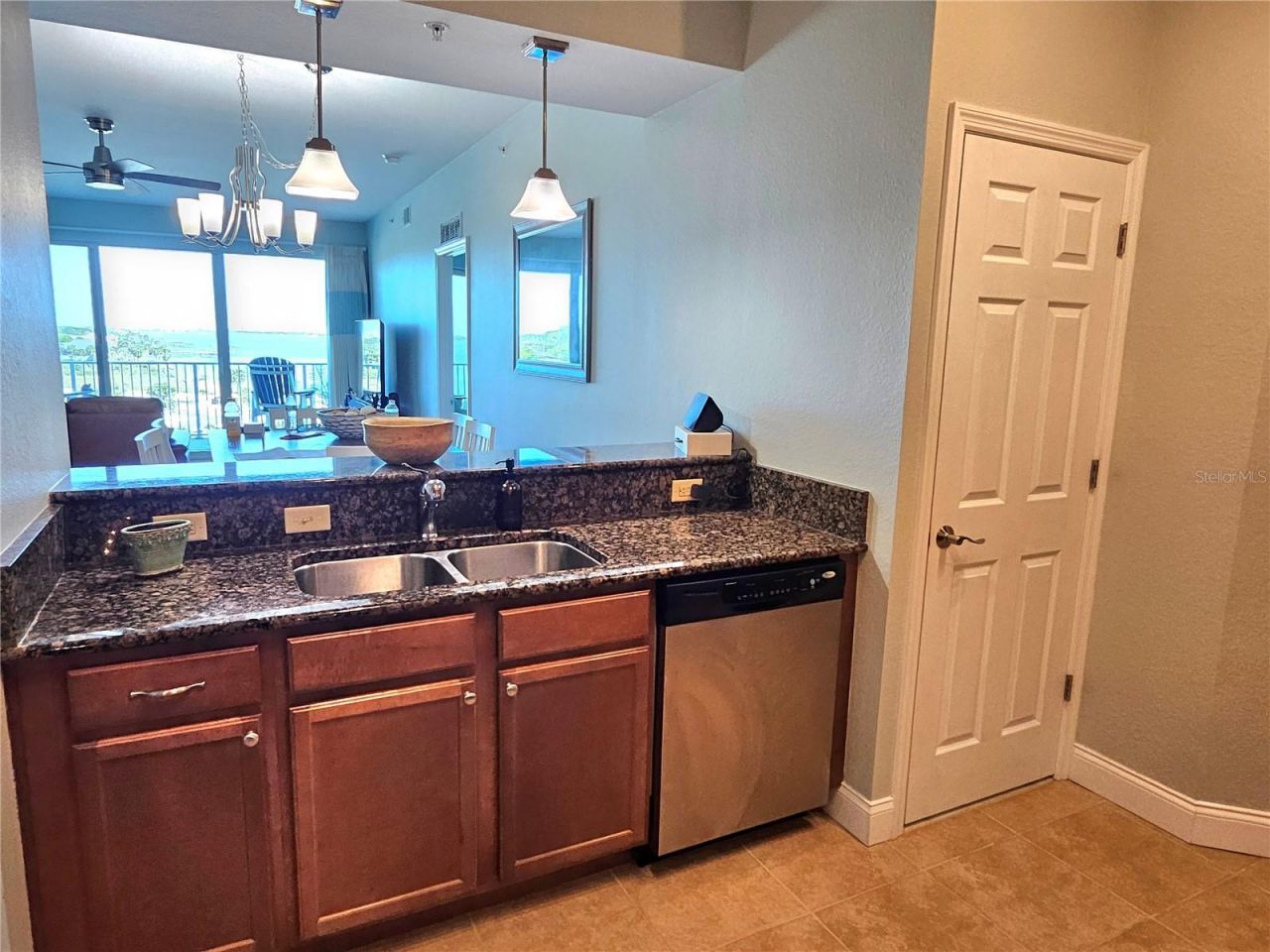 2801 S Ridgewood Avenue, Unit 512, South Daytona, FL 32119 Photo