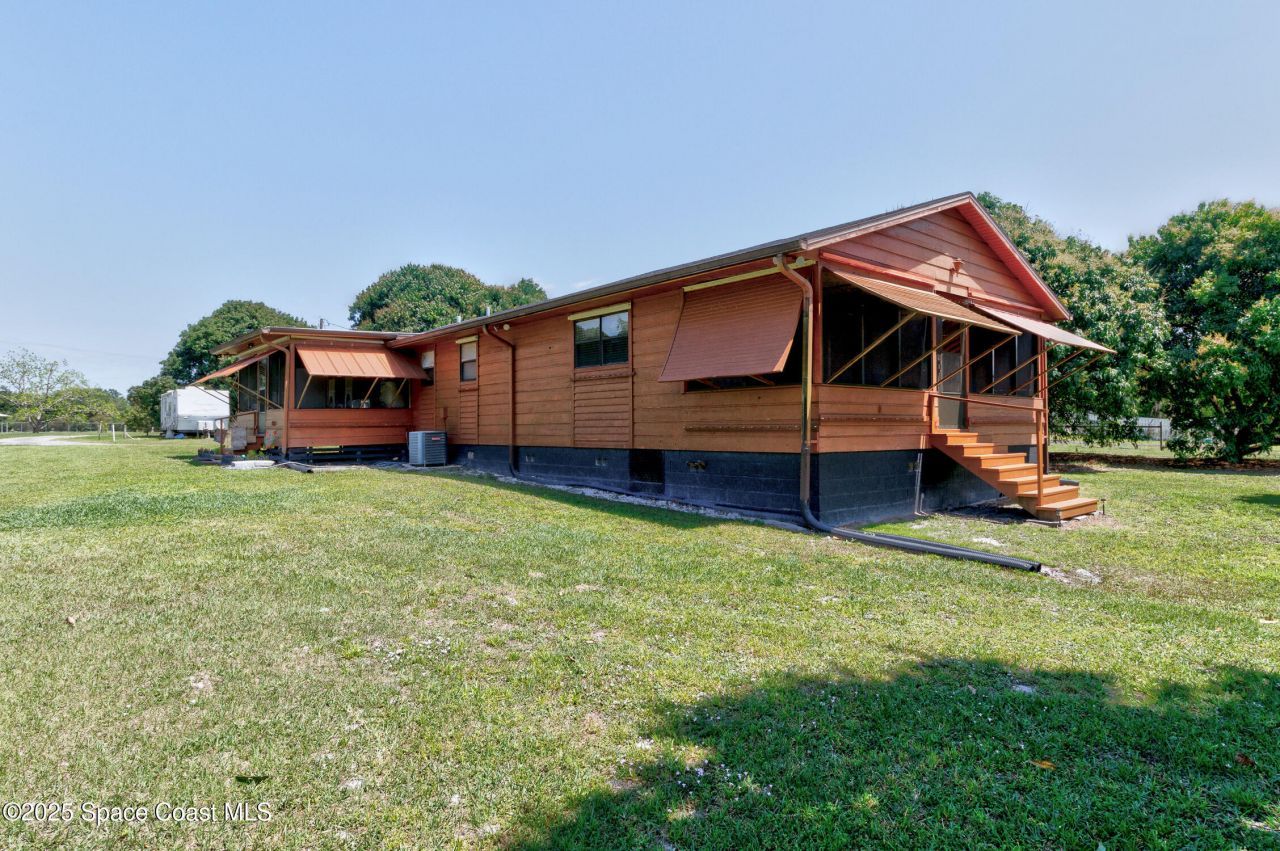 9556 Fleming Grant Road, Micco, FL 32976 Photo