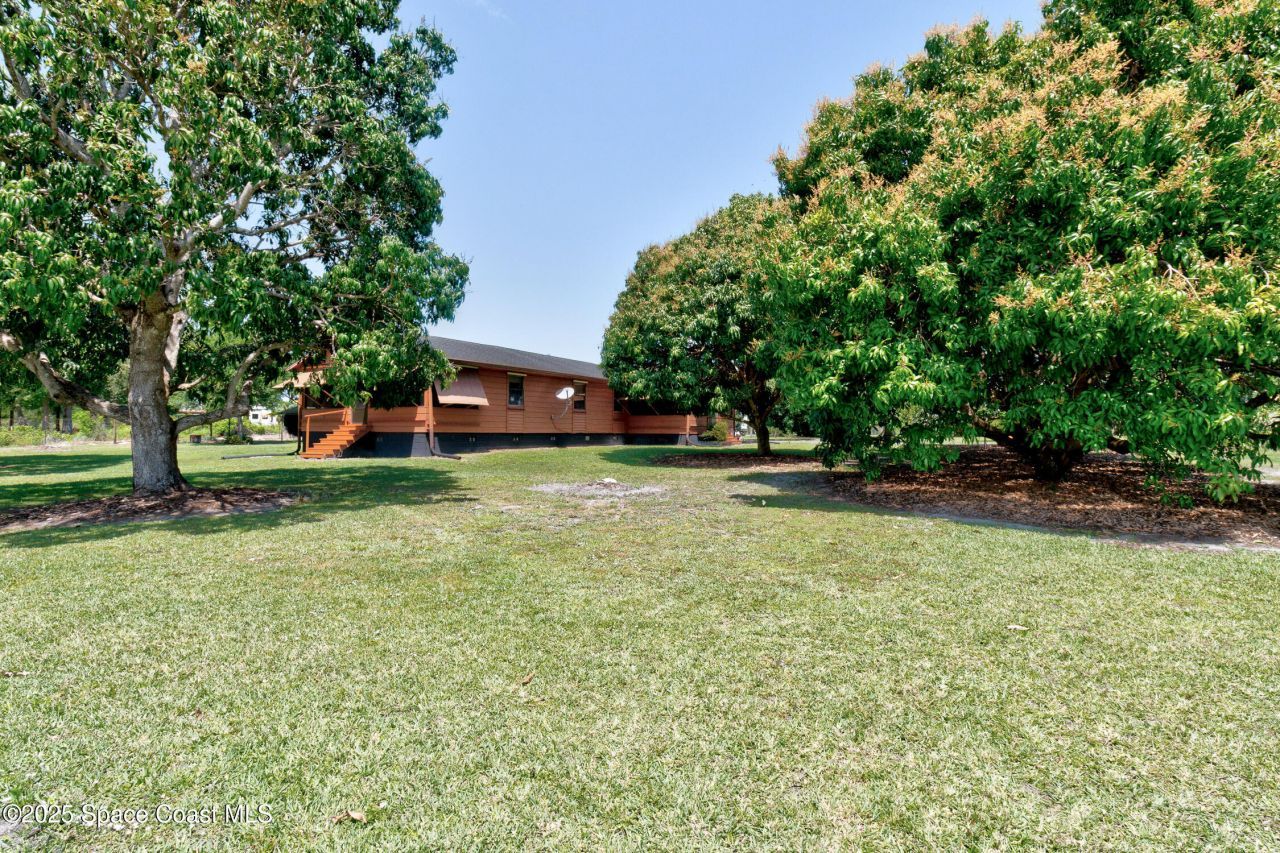 9556 Fleming Grant Road, Micco, FL 32976 Photo