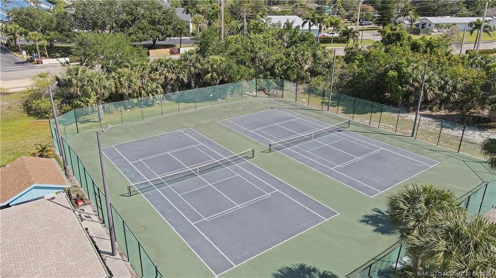 1555 NE Beacon Drive, Unit 1006, Jensen Beach, FL 34957 Photo