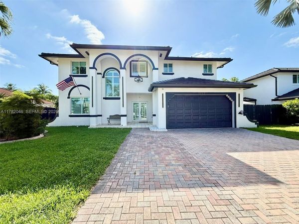 9663 SW 158th Ct, Miami, FL 33196