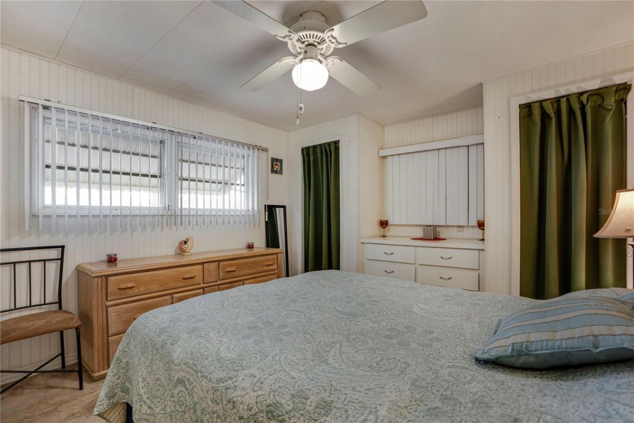 1110 49th Avenue Drive W, Bradenton, FL 34207 Photo