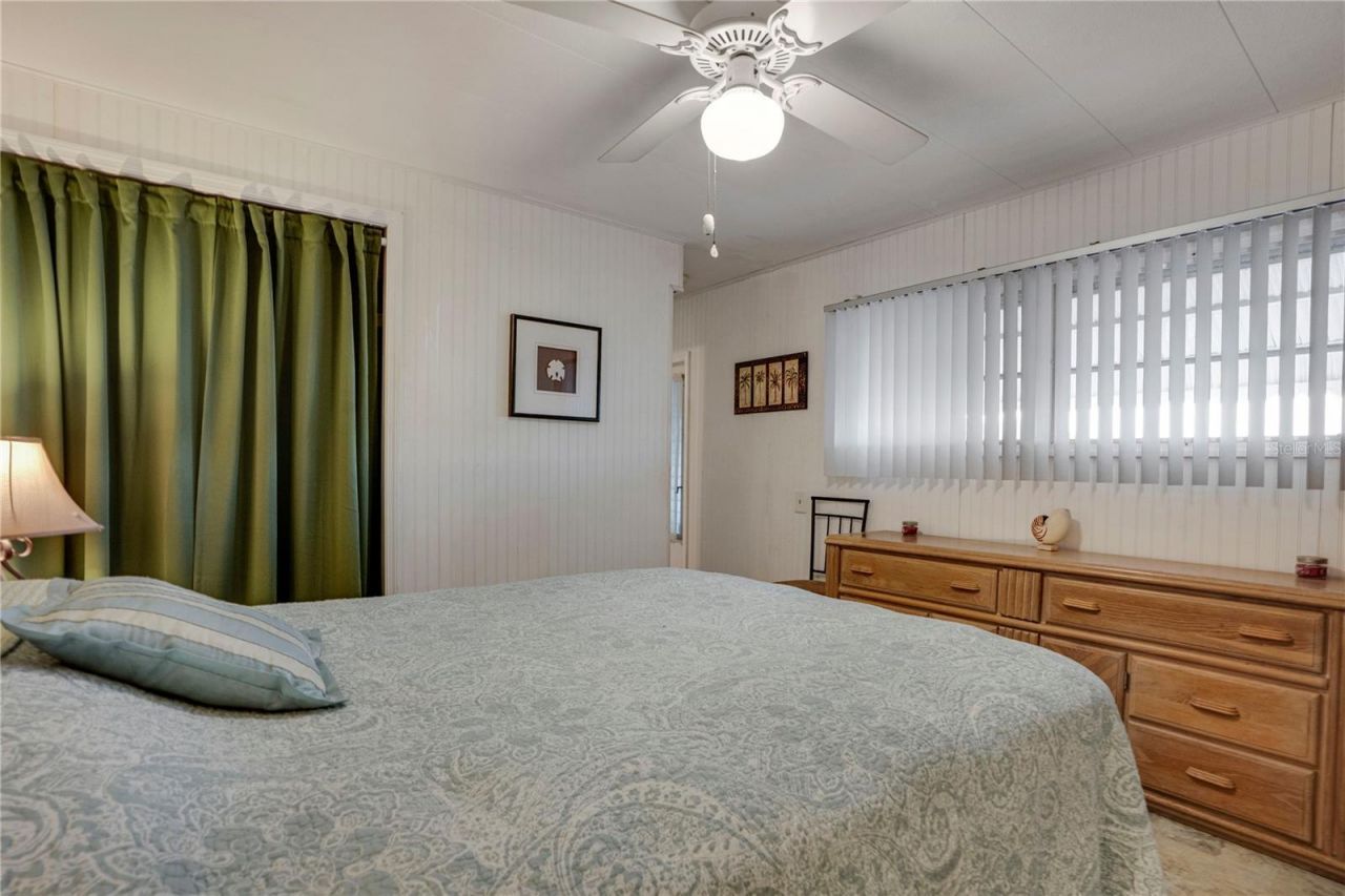 1110 49th Avenue Drive W, Bradenton, FL 34207 Photo