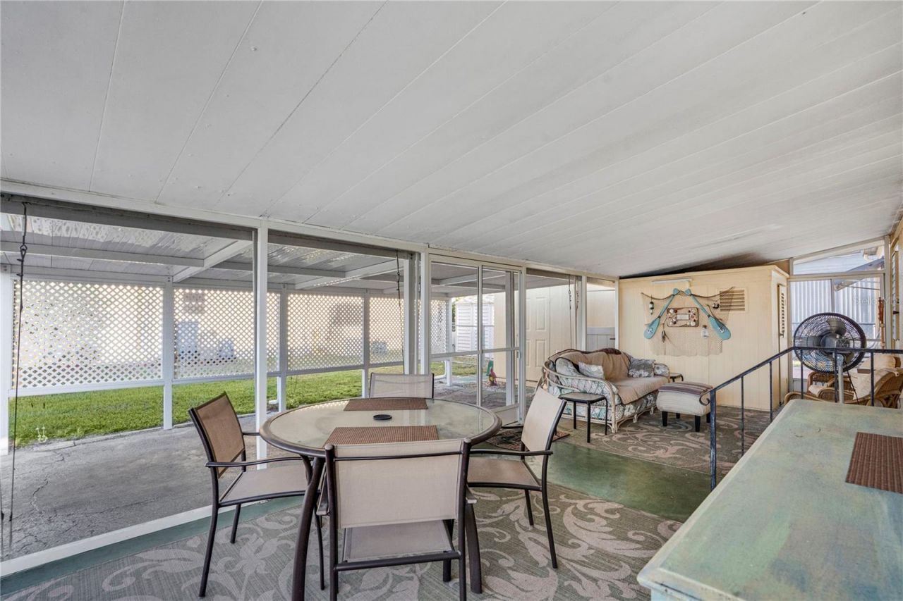 1110 49th Avenue Drive W, Bradenton, FL 34207 Photo