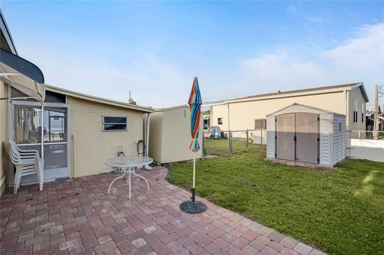 1110 49th Avenue Drive W, Bradenton, FL 34207 Photo