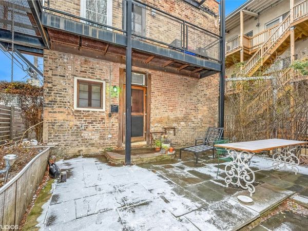 512 N Leavitt Street, Chicago, IL 60612