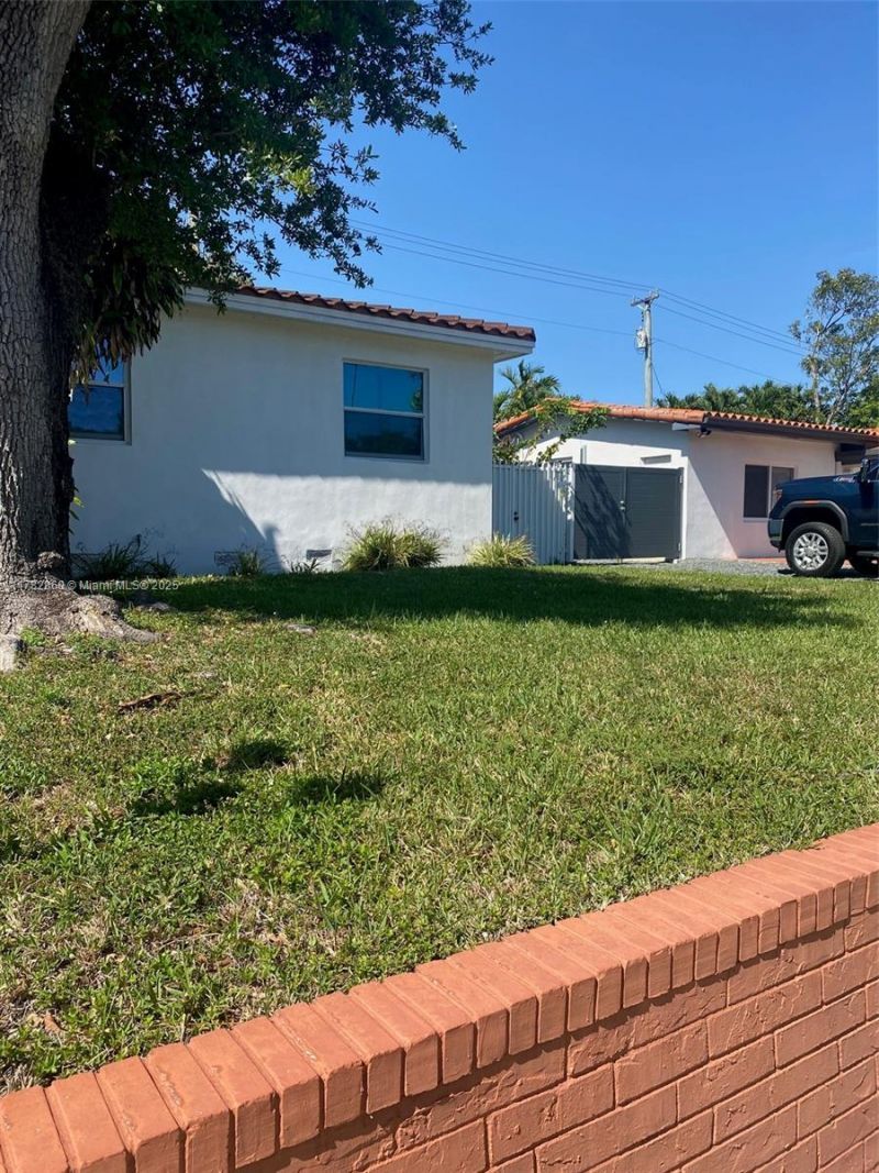 6331 SW 17th St, West Miami, FL 33155 Photo