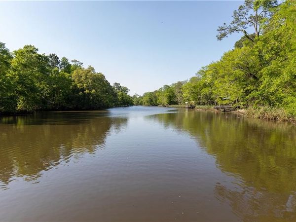 1620 Martin Drive W, Mobile, AL 36605