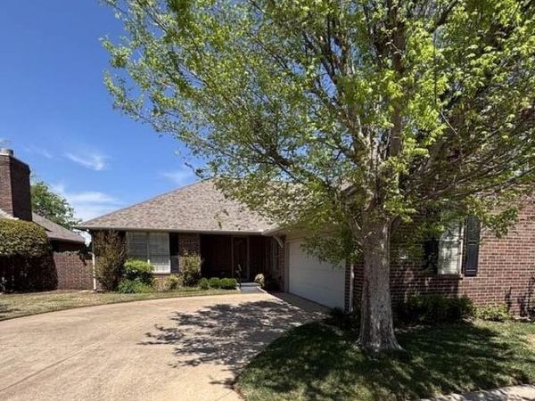 12500 N Saint Andrews Drive, Unit 23, Oklahoma City, OK 73120