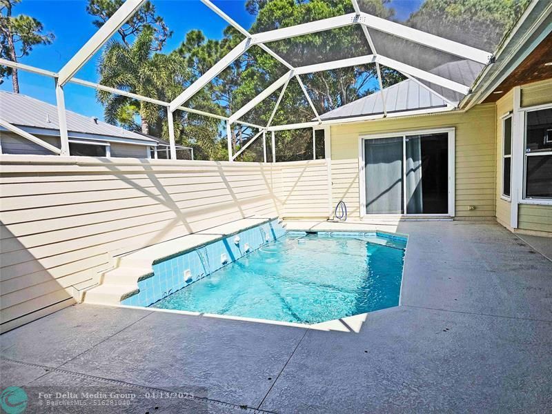 532 NE Canoe Park Cir, Port Saint Lucie, FL 34983 Photo