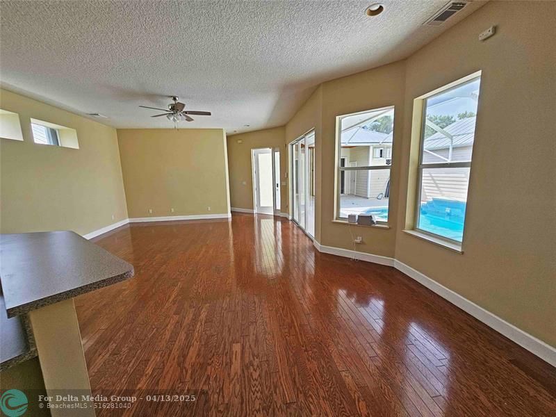532 NE Canoe Park Cir, Port Saint Lucie, FL 34983 Photo