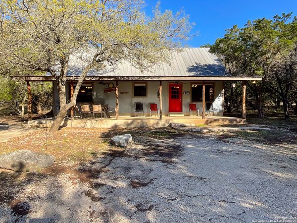 1381 County Road 348, ConCan, TX 78838